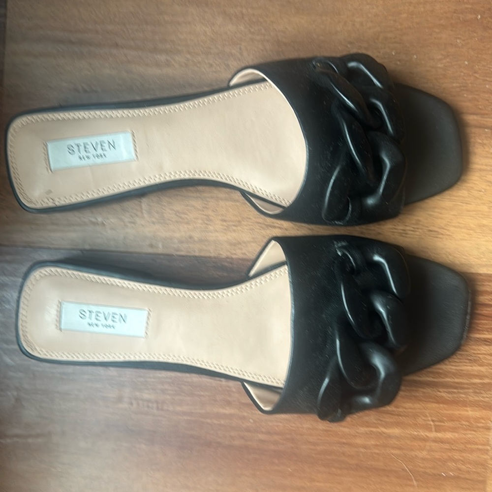 Steve Madden Sandal